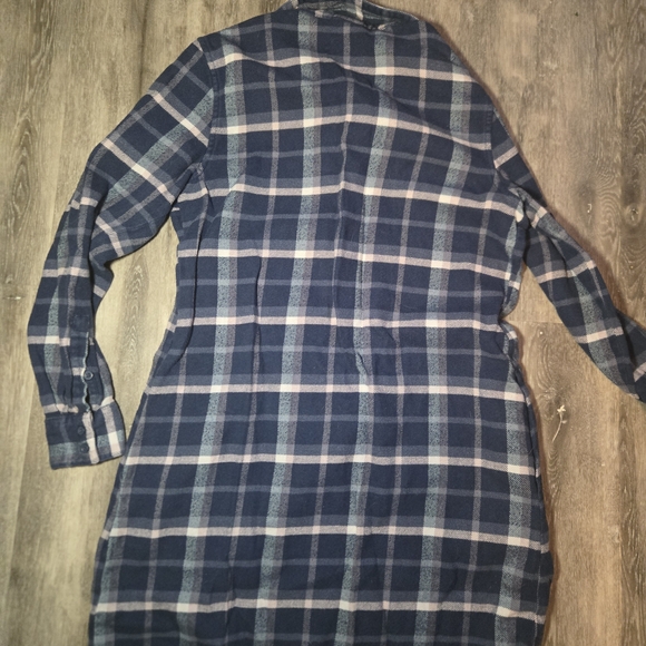 Men's‎ Navy Plaid Shirt - Picture 6 of 6